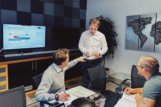 Schulung
Intern und extern durch Fachpersonal